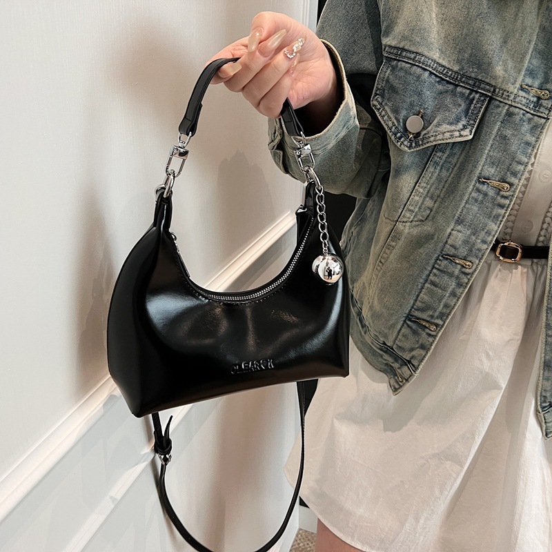 designer High-end Glossy Patent Leather Bag for Women 2025 New Trendy Casual Shoulder Underarm Bag Fashion Commuter Crossbody Bag