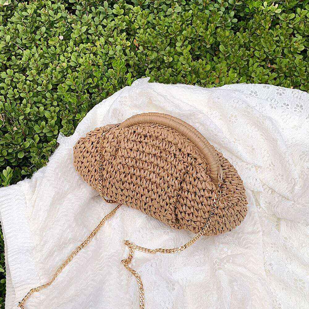 Women Woven Chain Strap Straw Clutch Purse Large Capacity Stylish Crossbody Bag Solid Color For Party Vacation
