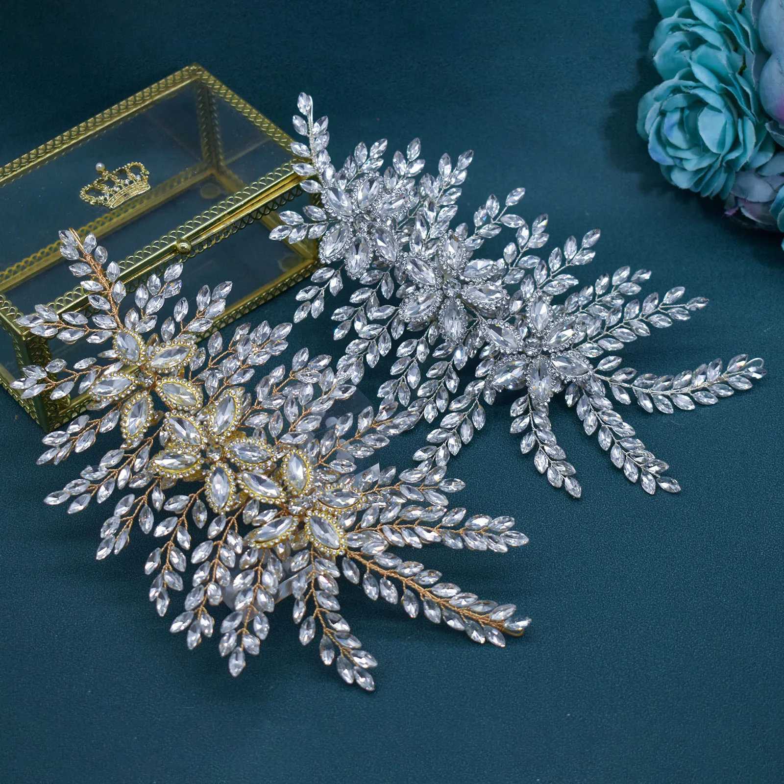 DZ012 Bridal Accessories Crystal Banquet Headdress Bridal Hair Jewelry Headpiece Gift Fashion Bridal Tiaras Baroque Hairbands Z250605