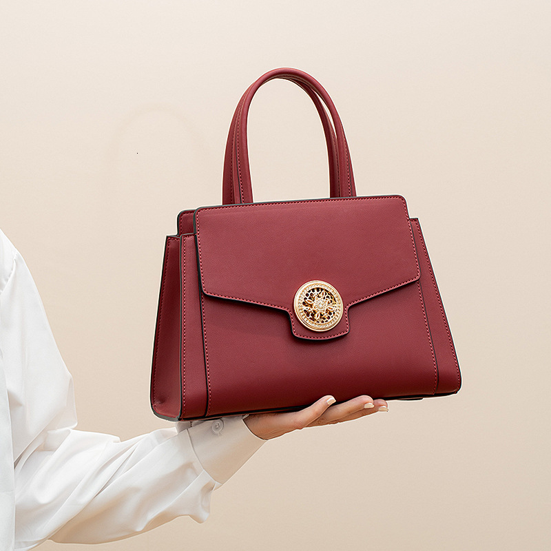 Free shipping Red Mom Bag 2025 Spring Summer New Elegant Middle-aged Luxury Designer bags Women's Handbag Gift Large Capacity Wedding Bag