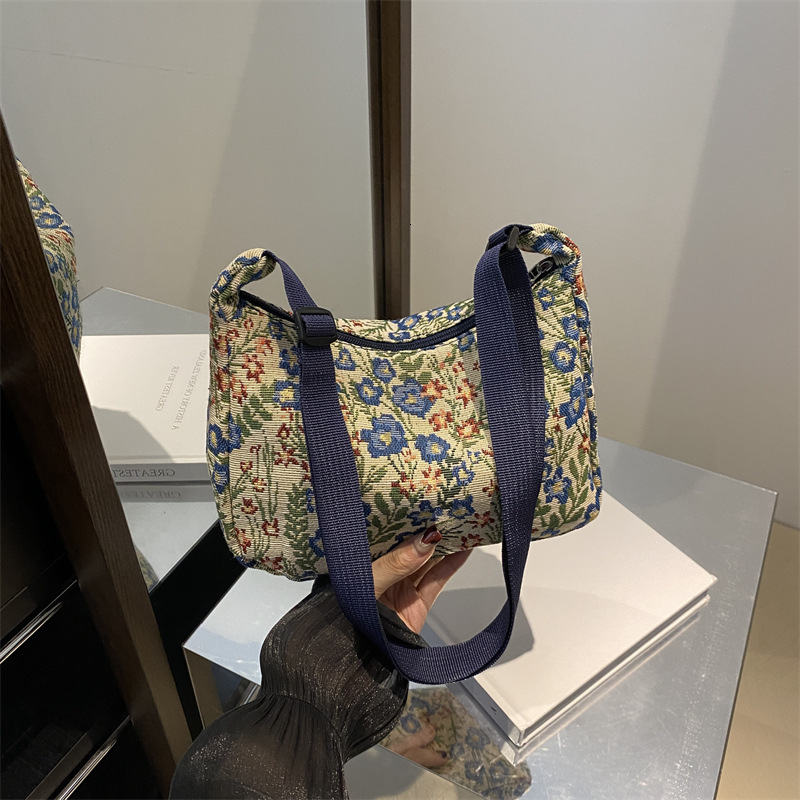 designer Canvas Bag for Women 2025 New Large Capacity Handbag Shoulder Tote Bag Niche Design Sense Office Commute Tote Bag