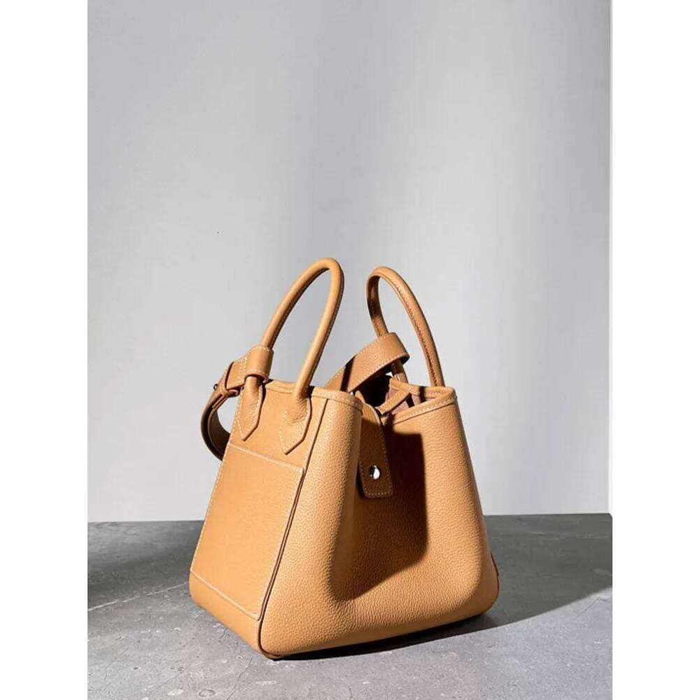 Casual Womens New Retro Office Soft Bucket Cowhide Genuine Leather Handbag Designer Single Shoulder Underarm Bag