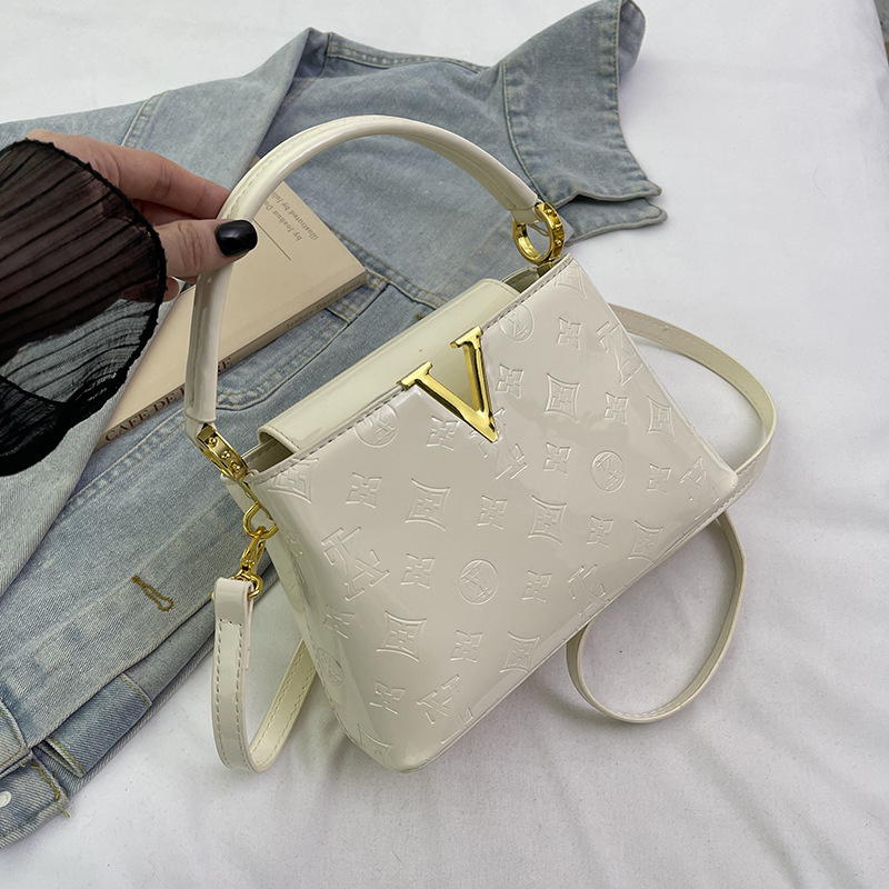 Designer bag free shipping 2025 fashion light luxury high-end texture bucket bag hand-held shoulder bag for womens