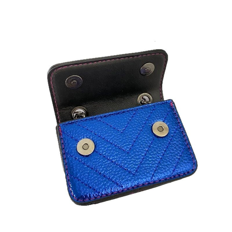 Top brand high-quality new free designer bag 2025 new quilted embroidered chain bag single shoulder crossbody bag small crossbody wholesale new free d