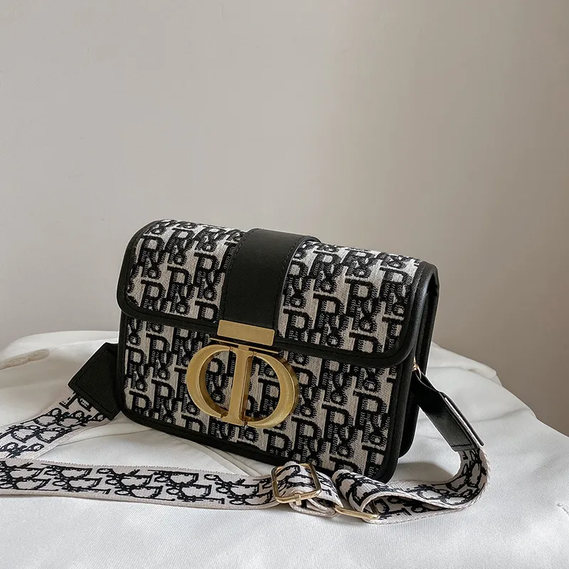 Shoulder Bag Crossbody se Designer 2025 New women's chain small square single shoulder high-level embroidery cross body bag Free shipping