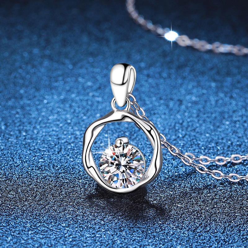Luxurious Designer S925 Sterling Silver Necklace with Genuine 1Ct Moissanite Stone