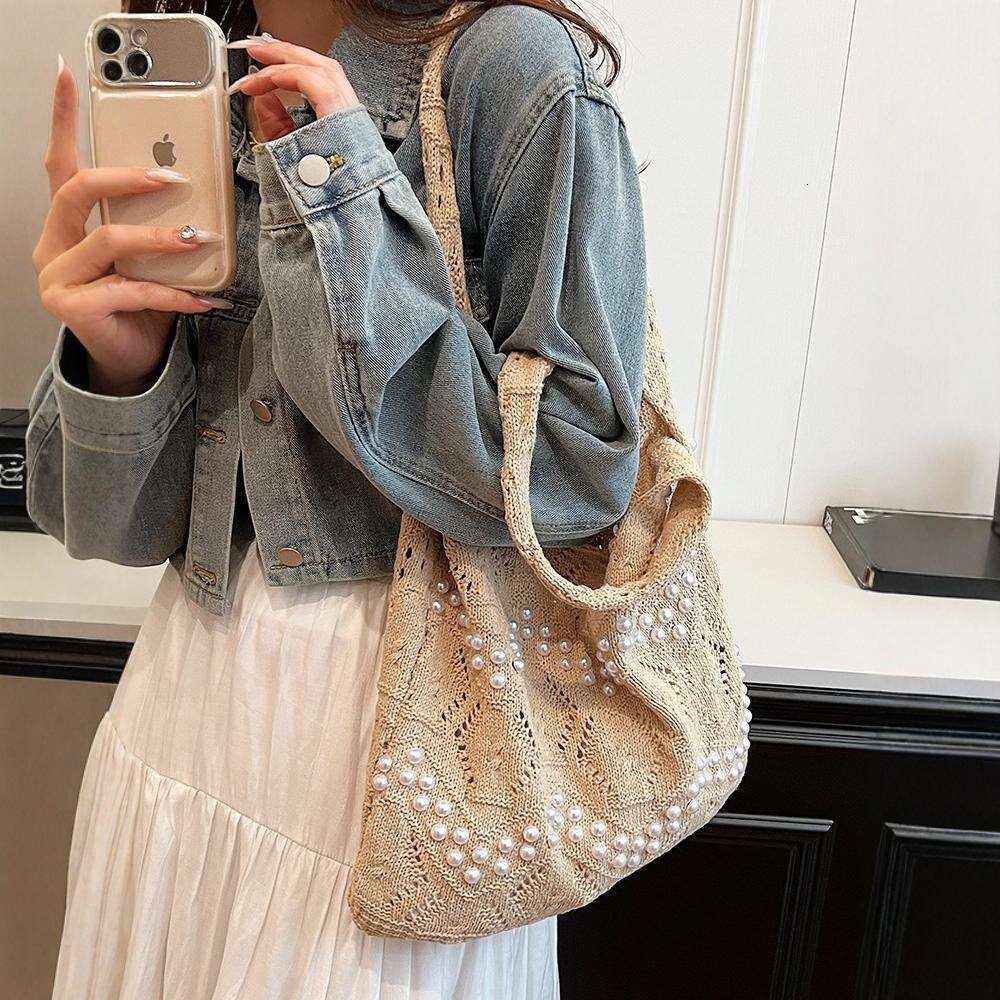 Casual Simple Knitted For Women New Large Capacity Commuter Shoulder Fashion Pearl Tote Bucket Bag B5
