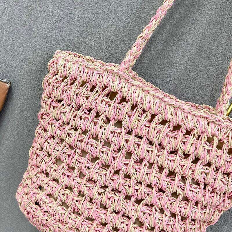 2025 Summer New Women's Big Straw Fashion Beach Handbag Hollow Design Braided Exquisite Metal Chain Bag