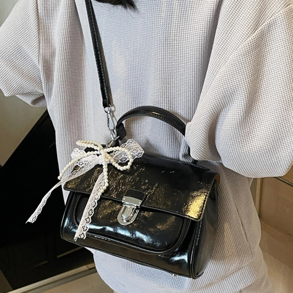 Glossy PU Buckle Crossbody Bag for Women Korean Simple Large Capacity Casual All-Match One Shoulder Bags Commute Handbags 250605