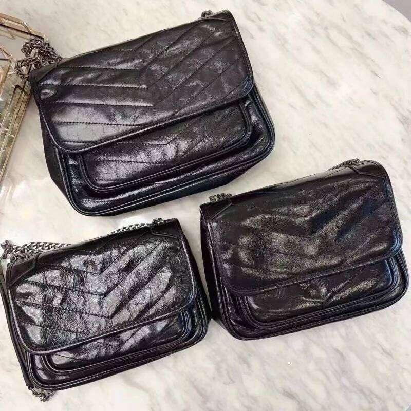 OLOEY Top Cowhide Postman Oil Wax Real Leather Chain Retro Wandering One Shoulder Messenger Small Square Side Bag for Ladies