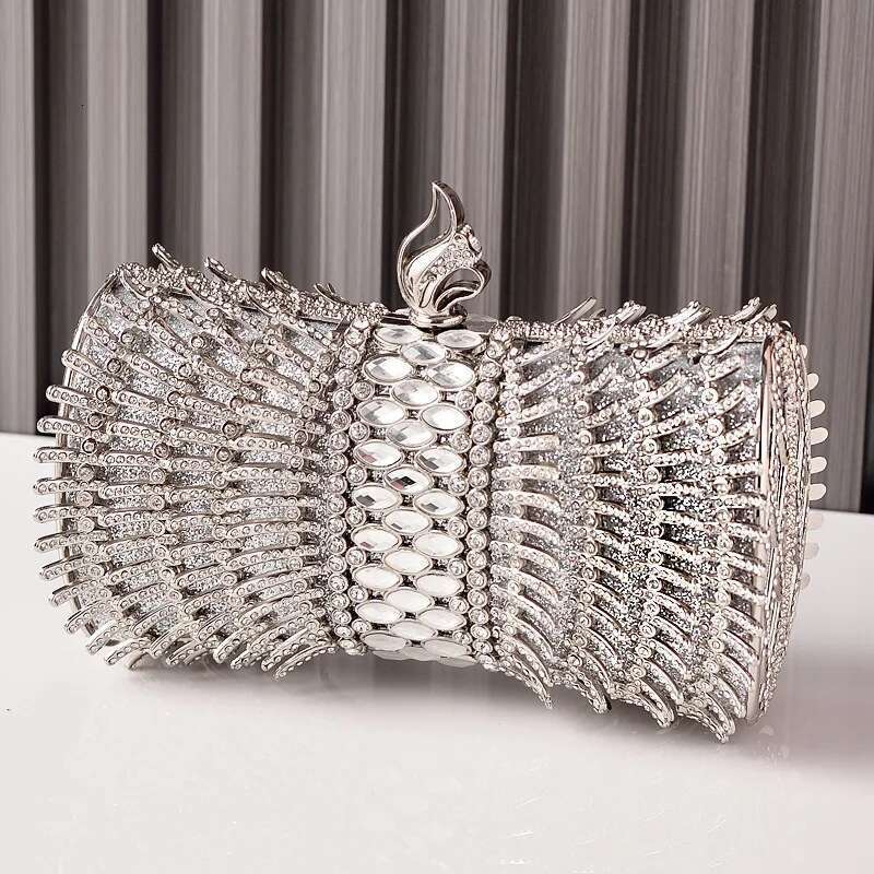 Woman Crystals Clutch Purse Wedding Bridal Clutches Purses Dinner Banquet Dia Handbags Party Evening Bag