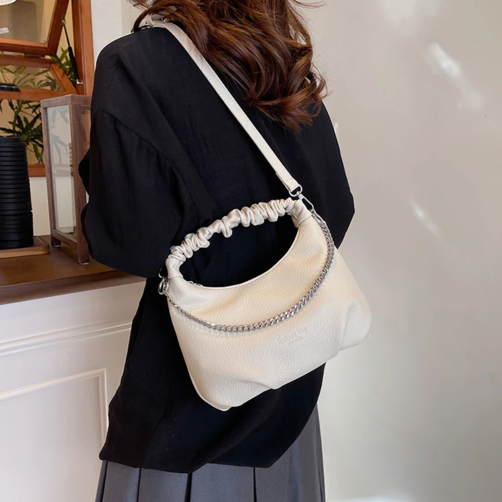 Delicate Texture Chain Soft Crossbody Bag for Ladies Women Zipper Large Capacity Single Shoulder Bags Versatile Commute Packs 250605