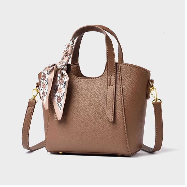 2025 Spring Summer New Women's Bag Texture Retro Small Women's Handbag Spring Summer New Crossbody Bag Fashion Women's Handbag Lychee P