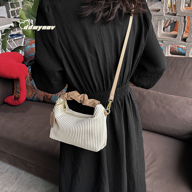 Textured Vertical Striped Handbag 2023 New Niche Design Shoulder Crossbody Stylish Versatile Bag for Women ddmynov