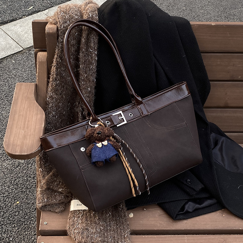 Large Shopping Bag Capacity Shoulder Bag For Women Free Shipping 2025 Spring New Designer Fashion Retro Casual Handbag Tote Bag Square Bag