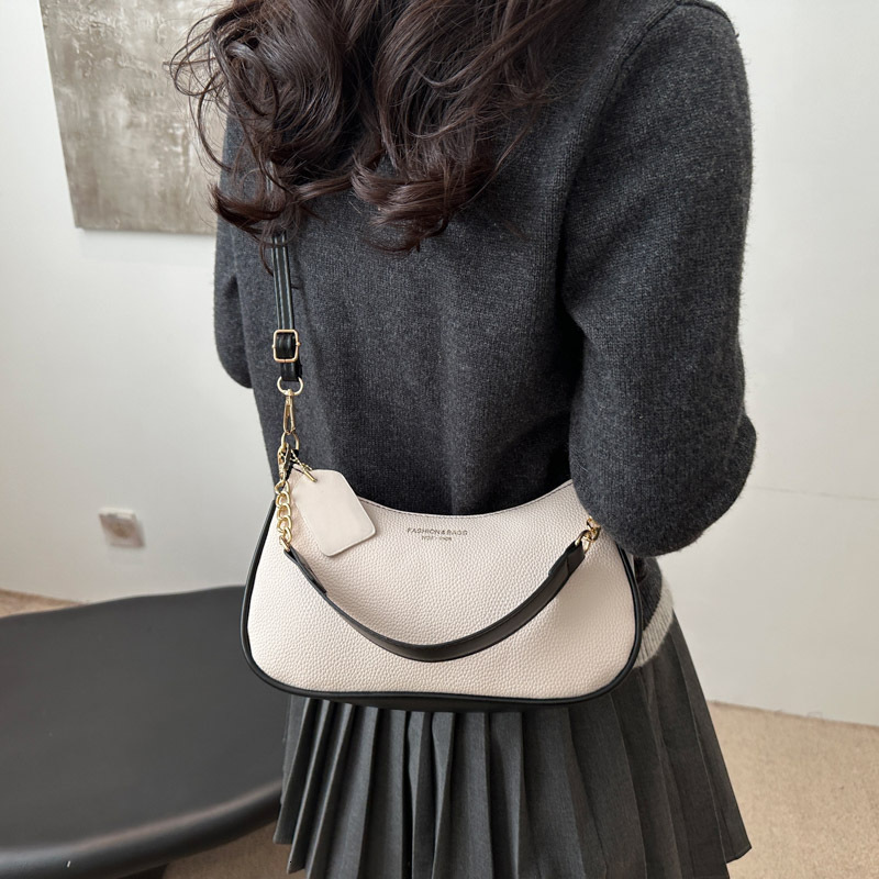 designer Bag for Women 2025 New Single Shoulder Handbag Trendy Fashion Underarm Texture Unique Niche Office Crescent Bag for Women