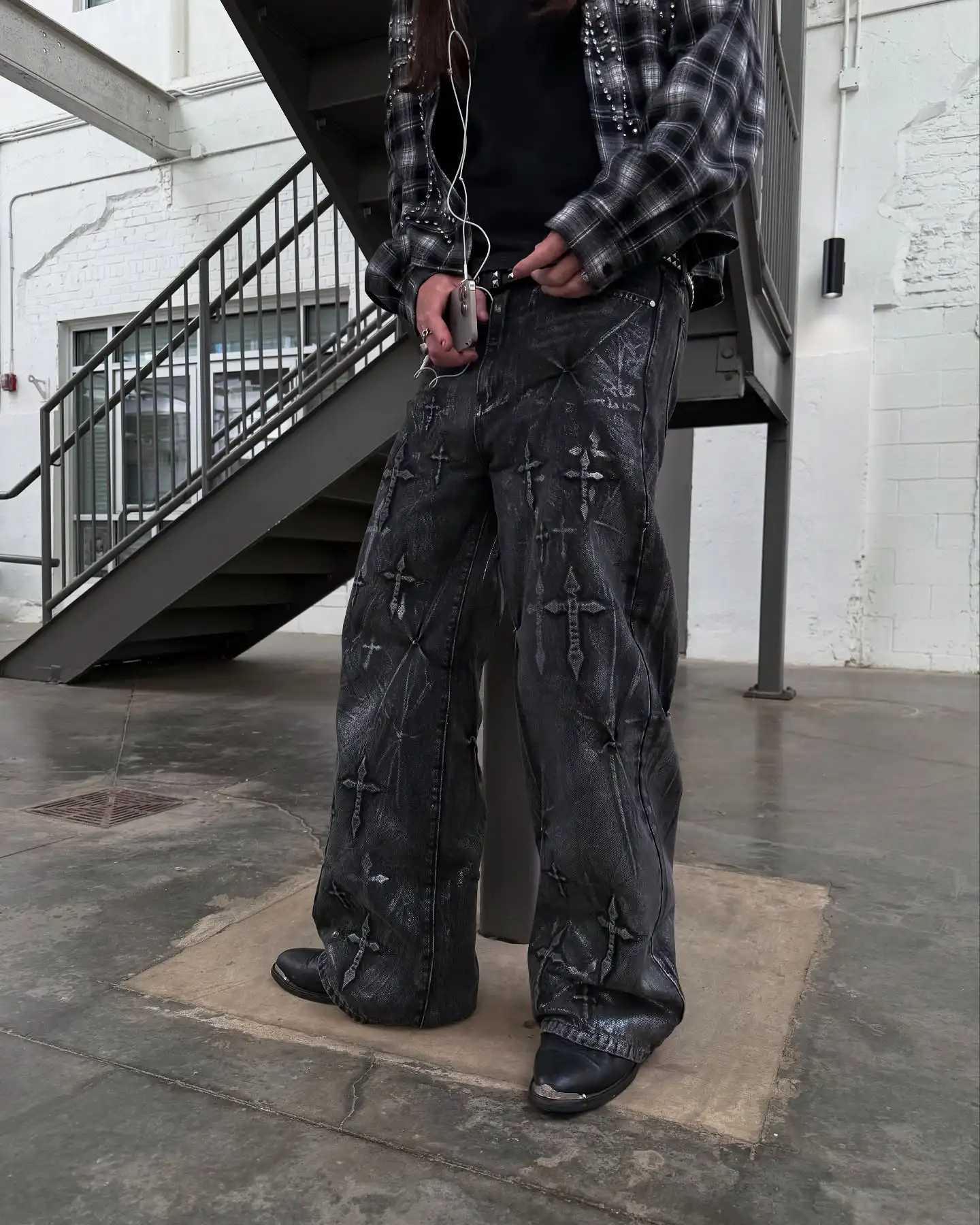 American Gothic Retro Cross Embroidery Washed Heavy Loose Jeans Mens Y2K New Popular Harajuku Hip-Hop Rock Couples Street Wear Z250605