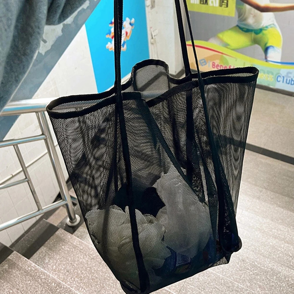 Mesh Beach Bag Cosmetic Pouch Large Tote with Zipper Pocket for Family Pool Toys Vacation Essentials 250605