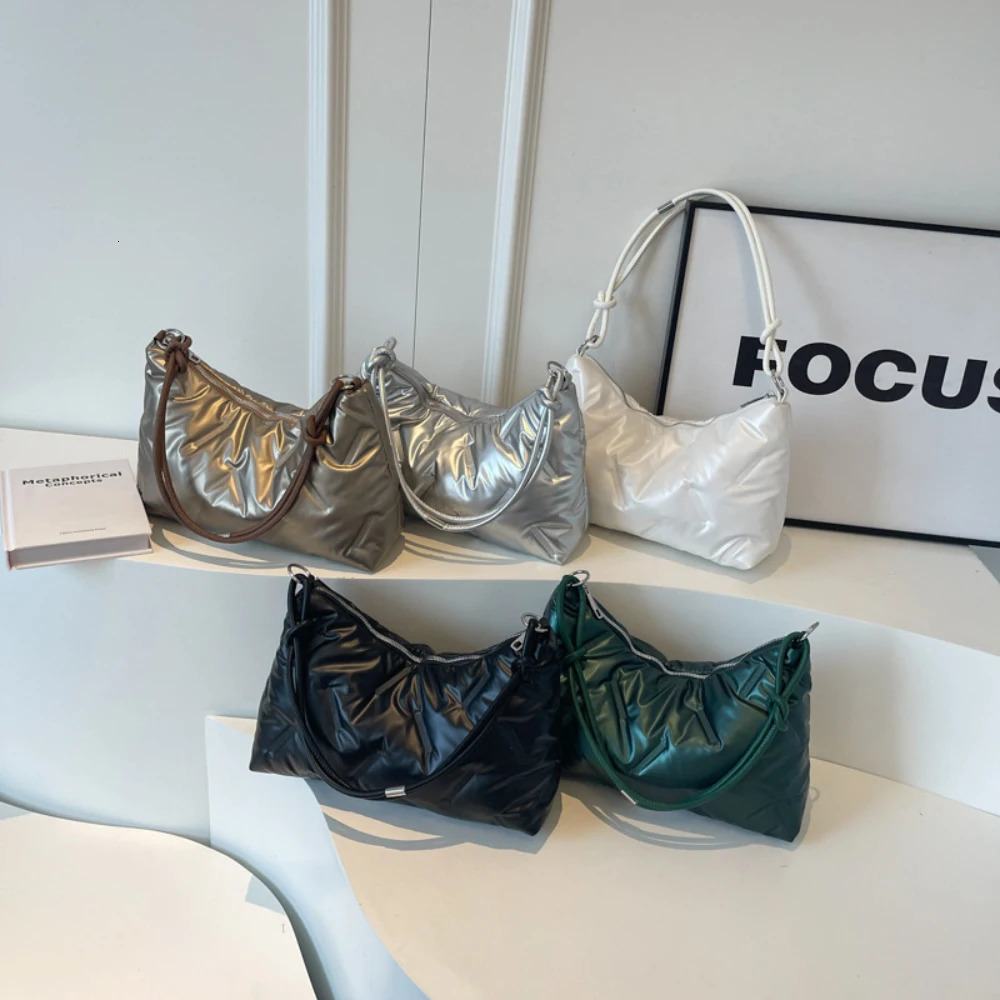 Women Fashion Handbag Autumn Winter Soft Pleated Solid One Shoulder Bag Large Capacity Zipper Phone Versatile Commute Bags 250605