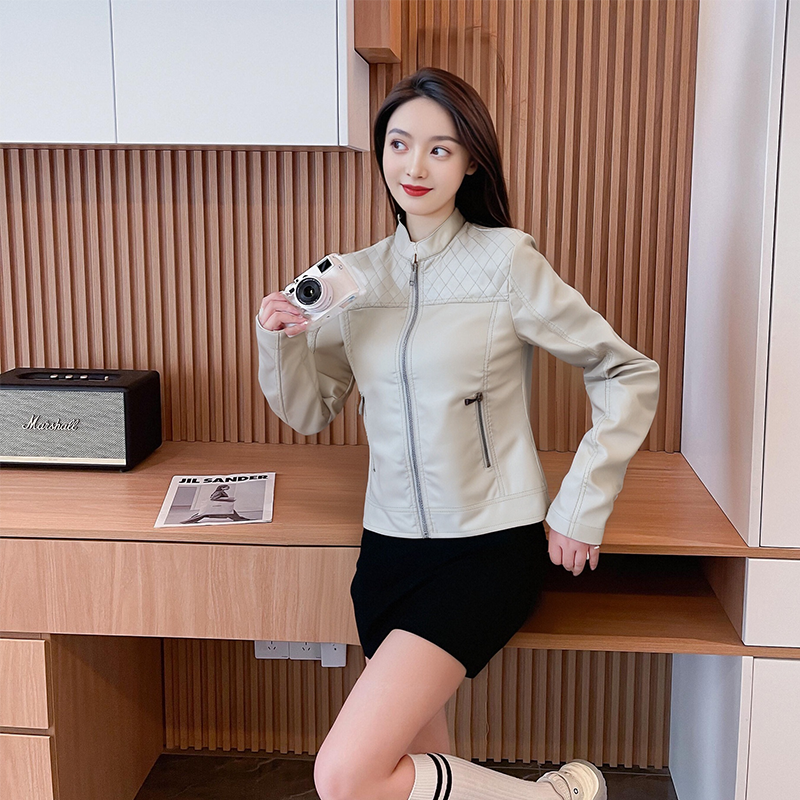 PU leather stand up collar short leather jacket for women with a sense of luxury, short stature, new leather jacket jacket, motorcycle suit top