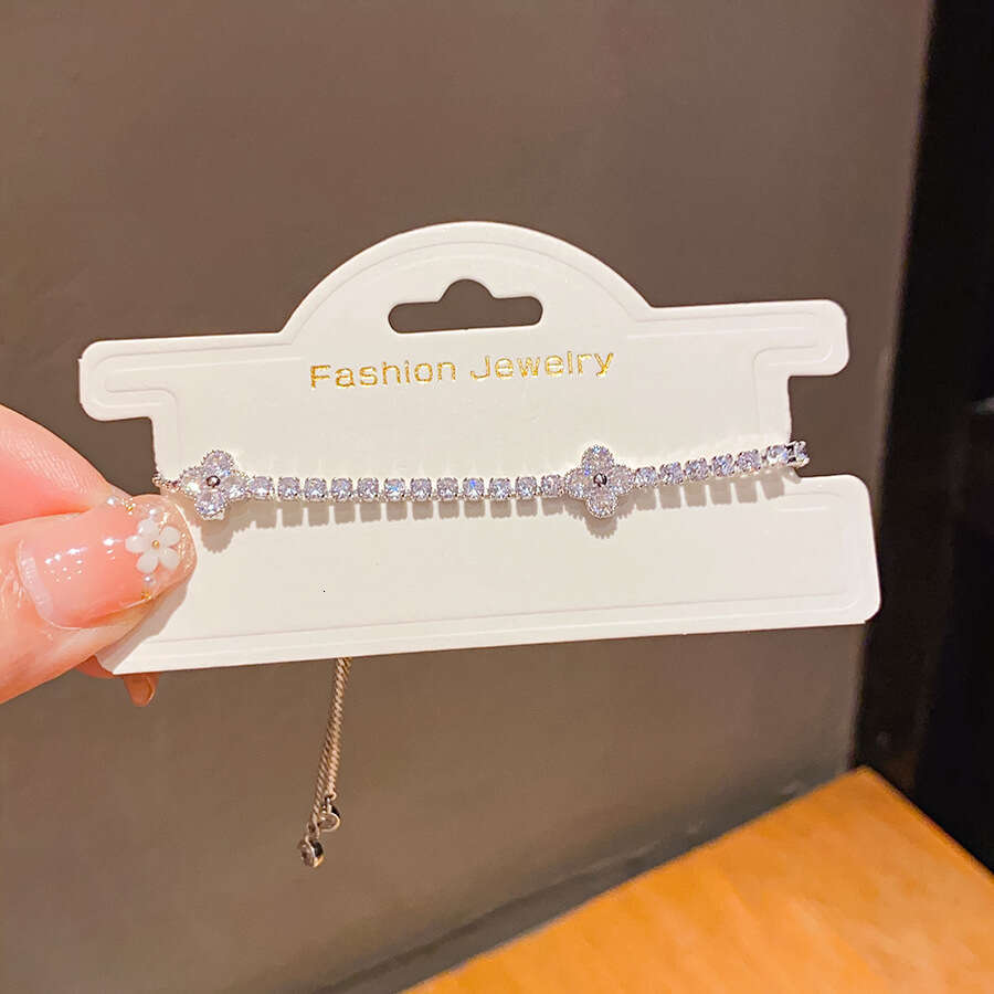 Luxury jewelry designer bracelet 4-leaf clover Zircon Flower Pull-Open Versatile Exquisite Bracelet 2025 Ins Fashion High-End Sense Jewelry