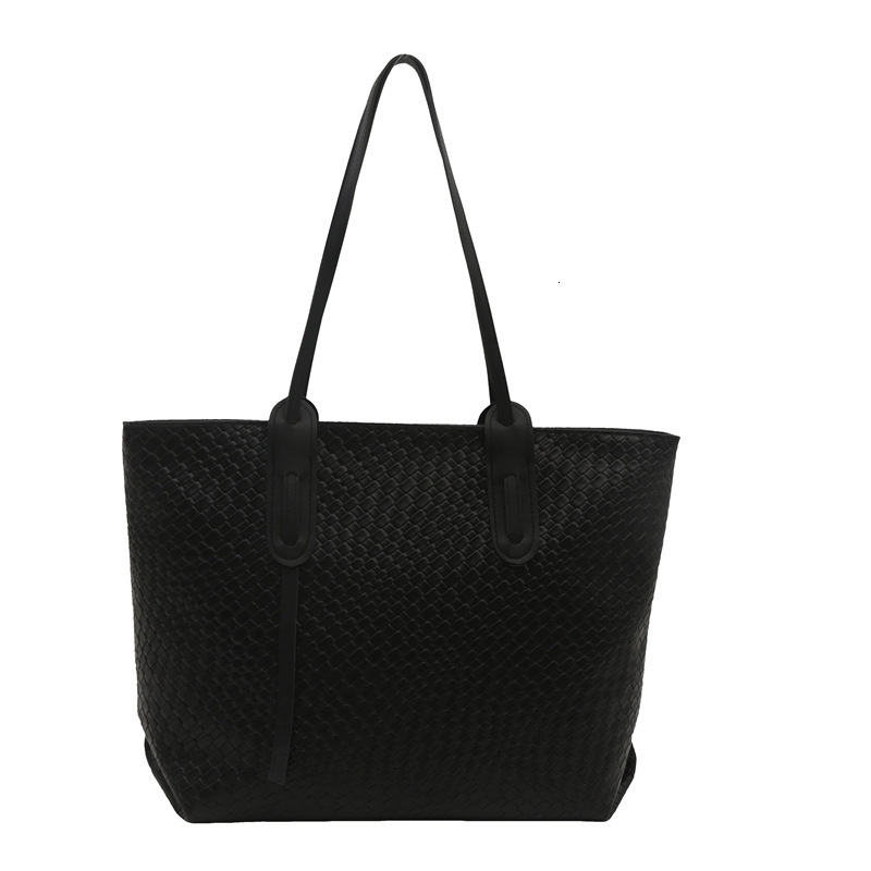 designer Vintage Bag for Women New Large Capacity Niche Design Tote Bag 2025 Casual Winter Personality Commuter Shoulder Bag