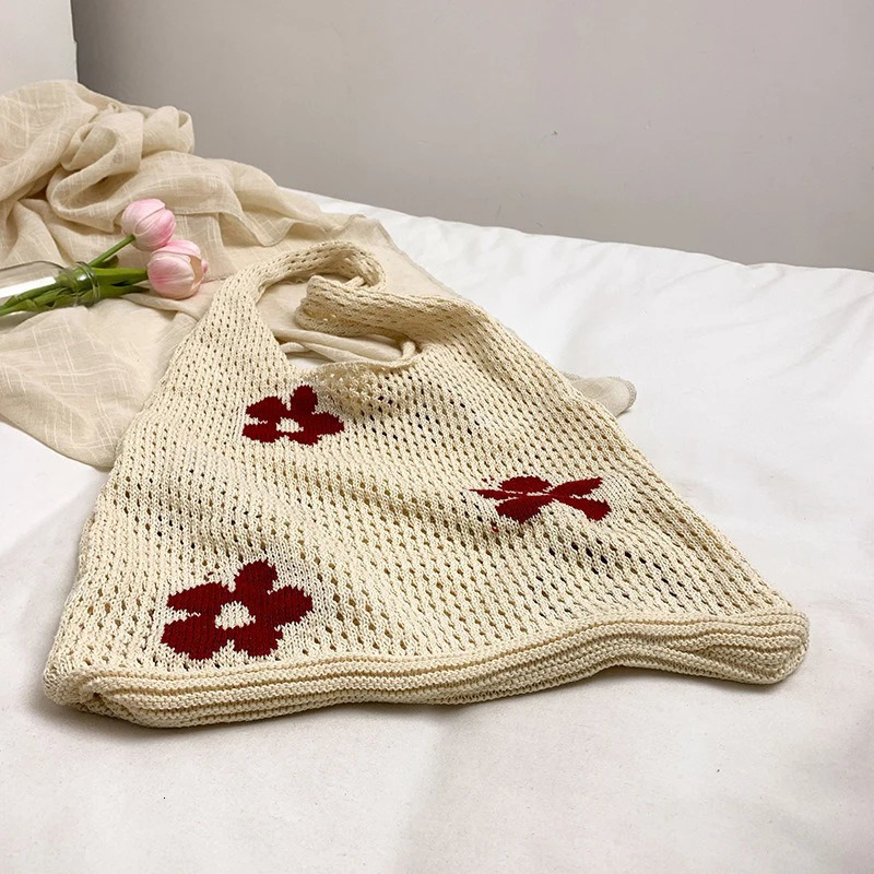 Summer Versatile Largecapacity Shopping Bag Simple Woven Flower Mesh Perforated Womens Singleshoulder Bag 250605