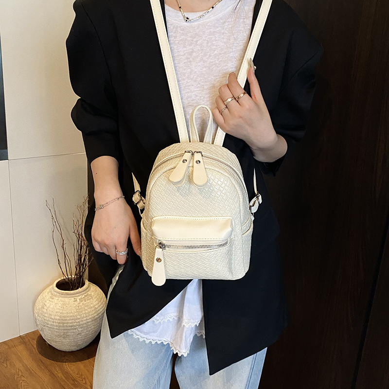 designer Summer Backpack for Women 2025 New Fashion Trendy Small Backpack Elegant Mini Simple Fashion Lightweight Travel Bag