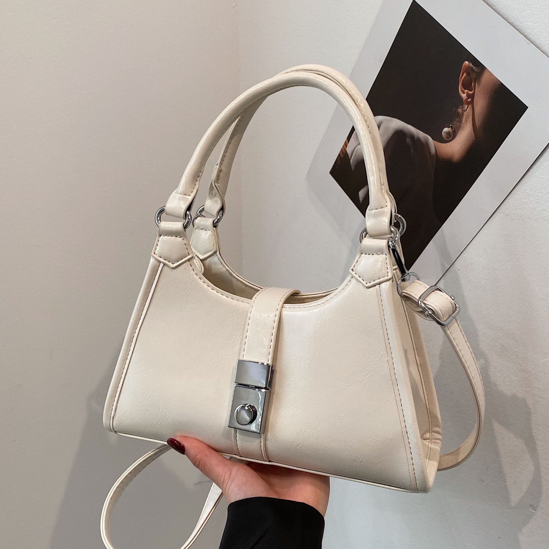 designer Vintage Simple Lock Handbag for Women 2025 New Trendy Fashion Single Shoulder Underarm Bag High-end Crossbody Bag for Wo