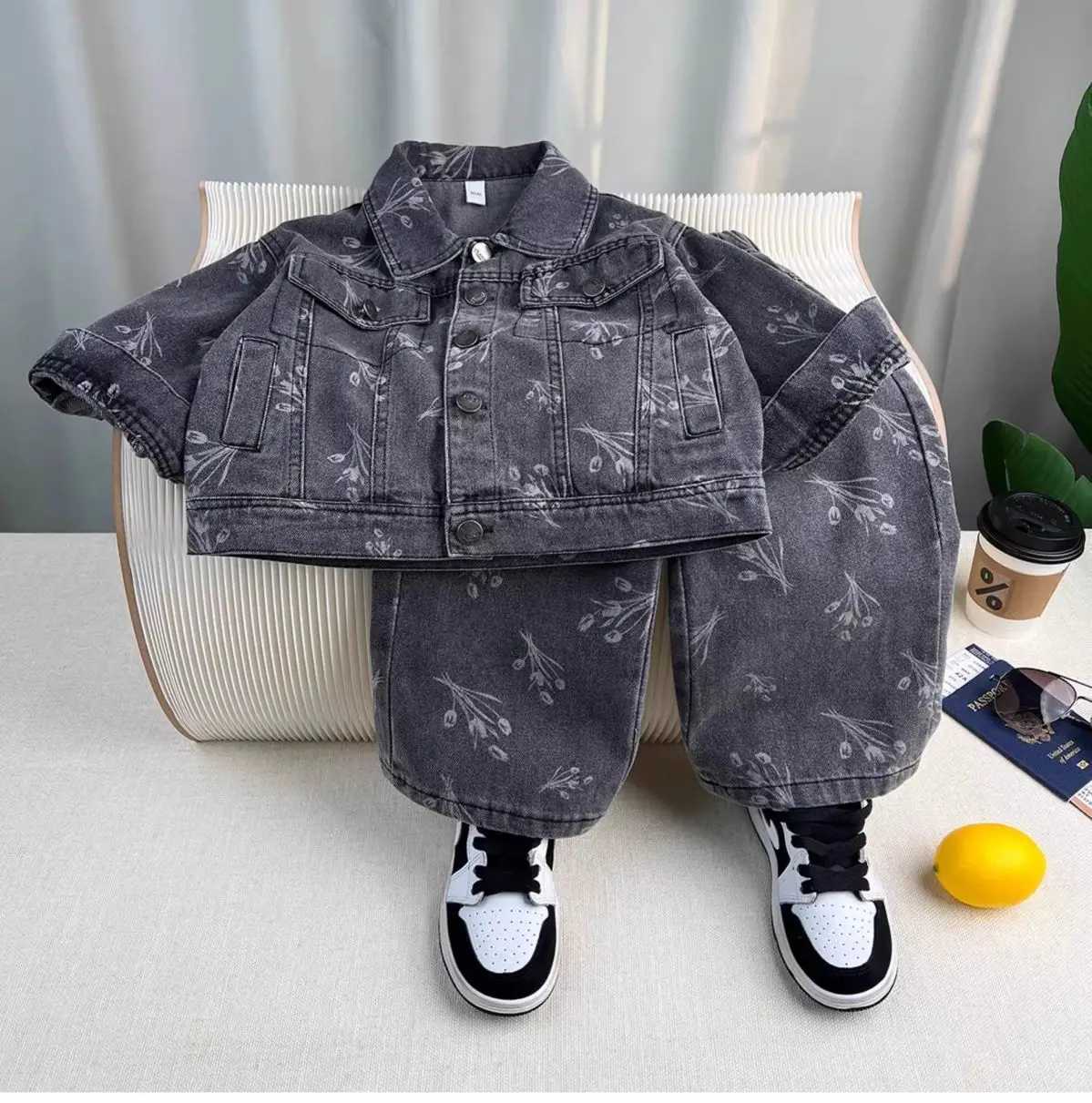 Boys Denim Suit Spring Autumn New Style Childrens Fashionable Casual Denim Jacket Pants Two-piece Set R250606