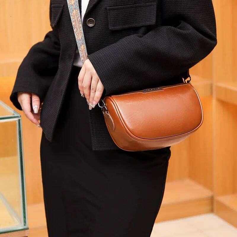 Women Fashion Saddle Bright Surface Women's Small Shoulder Messenger Bag Texture Easiest For Match Retro Backpack