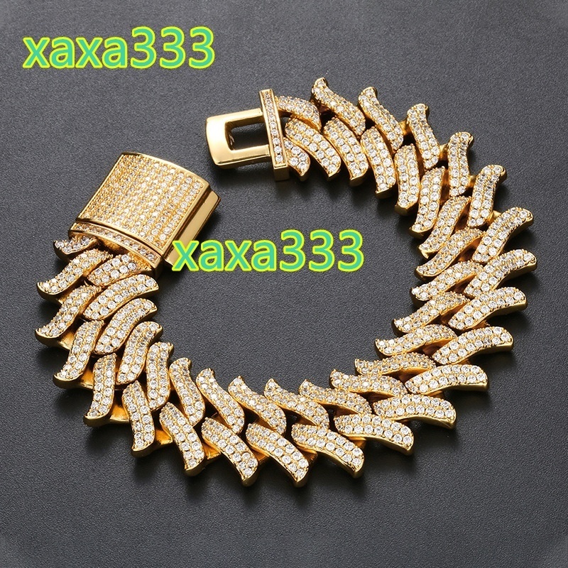 European American Popular Miami Lock Thorn Cuban Bracelet 20mm Geometric Gold Plated Zircon Bling Hip-Hop Jewelry Made of Brass