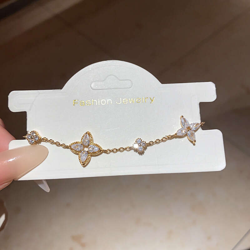 Luxury jewelry designer bracelet 4-leaf clover Real Gold Plated Zircon Star Flower Simple Style New Bracelet Internet Celebrity High-end Exquisite Jew