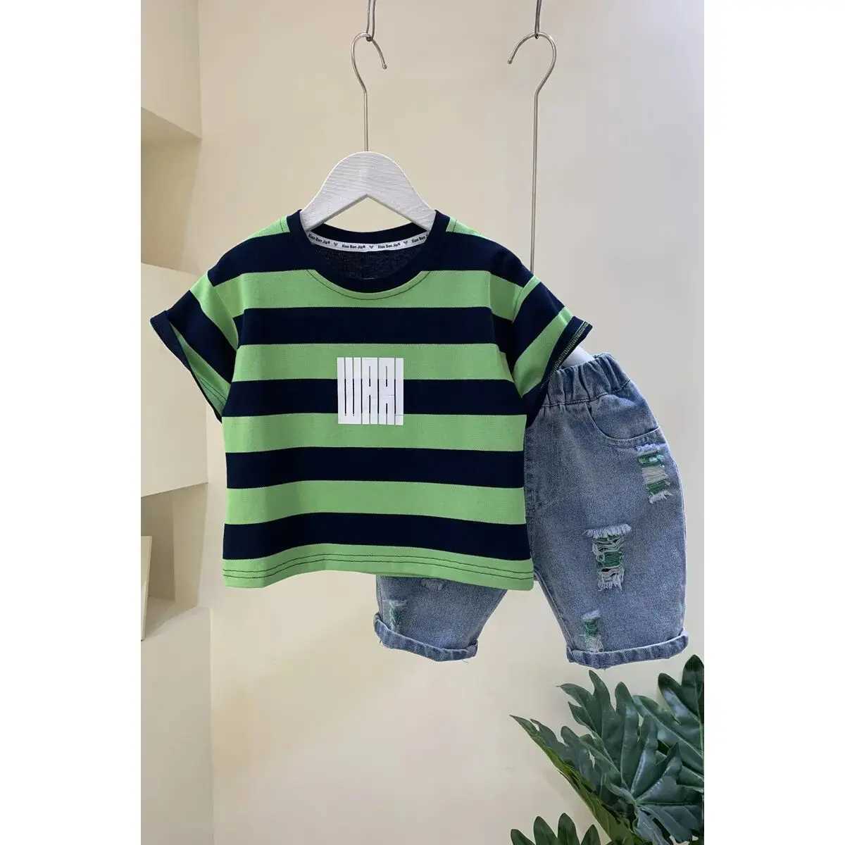 Boys Summer Set New Fashionable Short Sleeve Clothes 1-9year Childrens Internet Celebrity Cool Handsome Two Piece Set R250606
