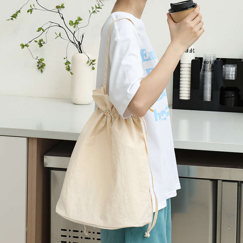 Casual Nylon Bucket Ins Fashion Literary Canvas Tote Internet Celebrity Drawstring Pleated Shoulder Bag for Women