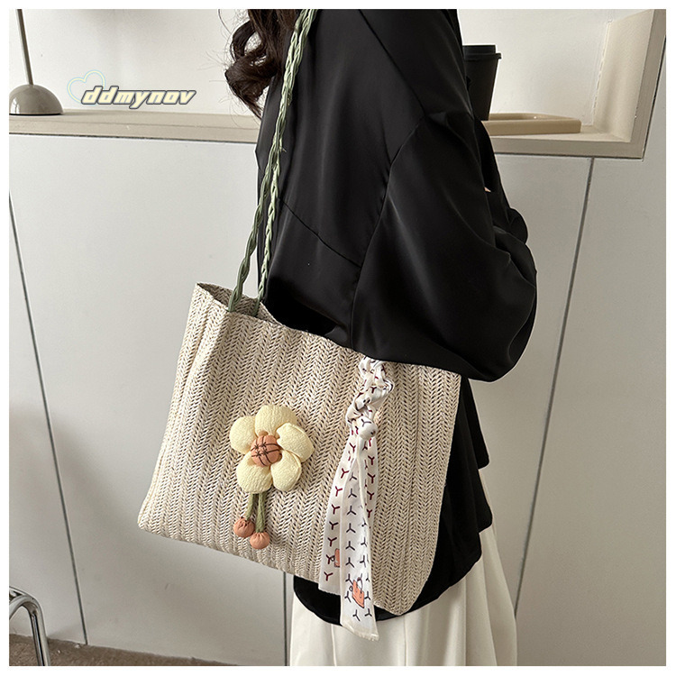 Niche Woven Bucket 2024 New Model Class and Commute, Large Capacity Vacation Shoulder Straw Bag for Women ddmynov