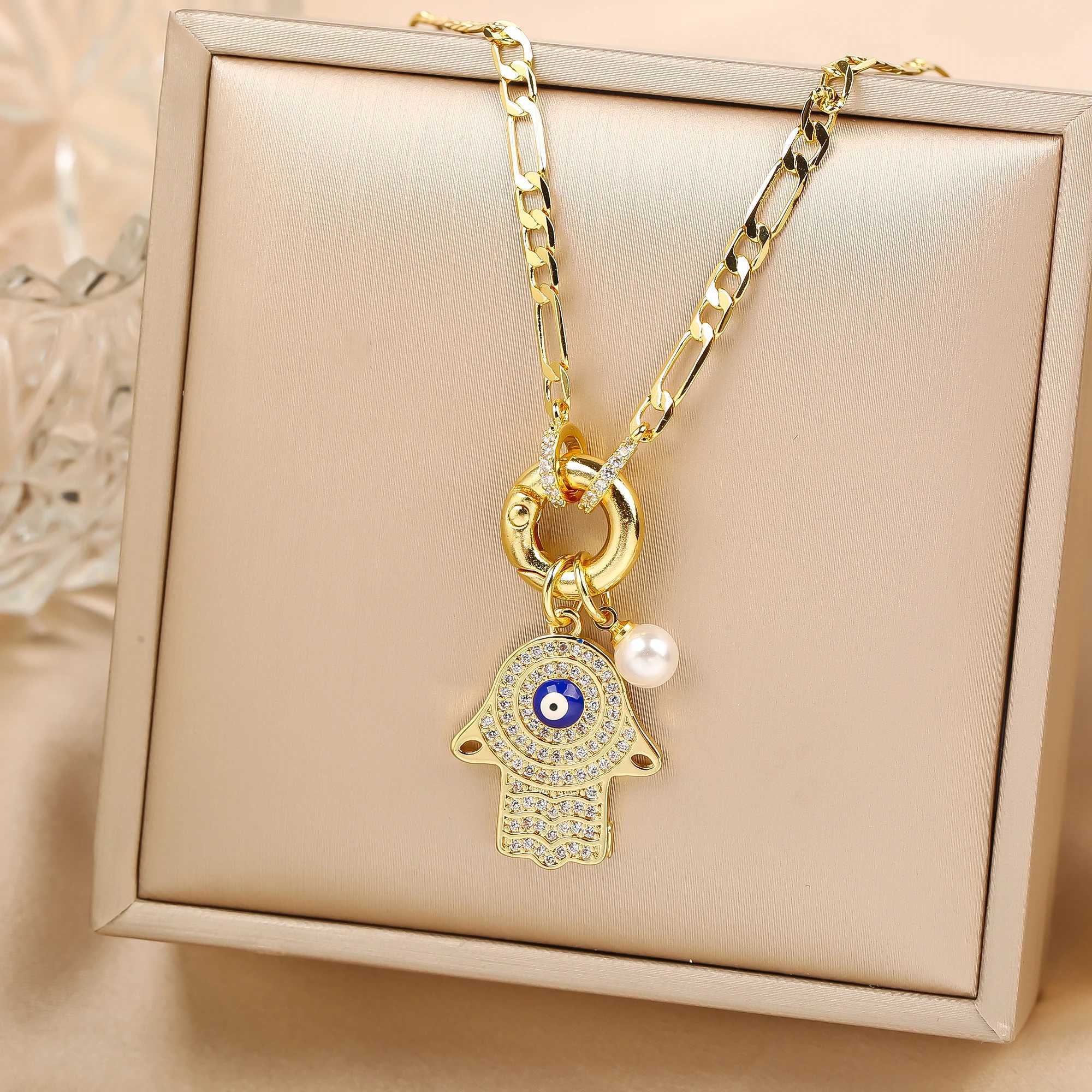 Punk Style Full Zirconia Evil Eye Palm Pearl Pendant Necklace Luxury For Men Women Daily Wear Clavicle Chain Jewelry Party Gift Y250605