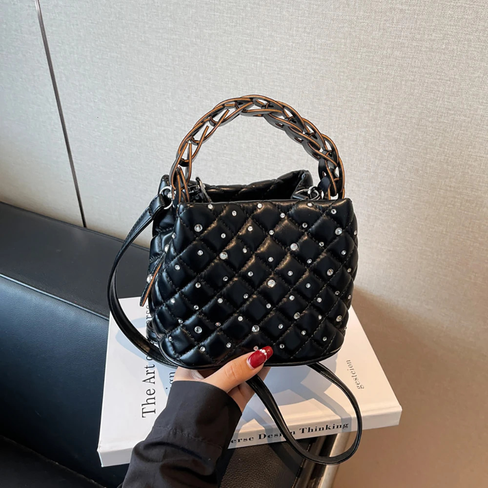 Summer Fashion Diamonds Thread Hand-Held Bucket Bag Women Solid Buckle Versatile Crossbody Bags Party Commute Shoulder Packs 250605