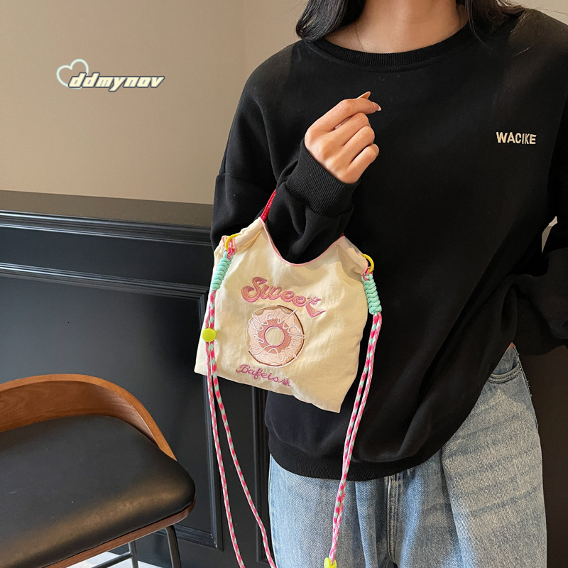 Women's Embroidered Bag, Trendy Nylon Handbag, Casual Shoulder Crossbody Bag ddmynov