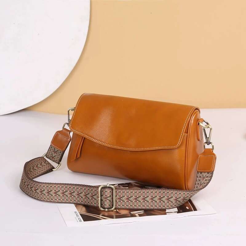 Shoulder for women 2025 new product casual and simple women's leather shoulder mobile wallet mini bag