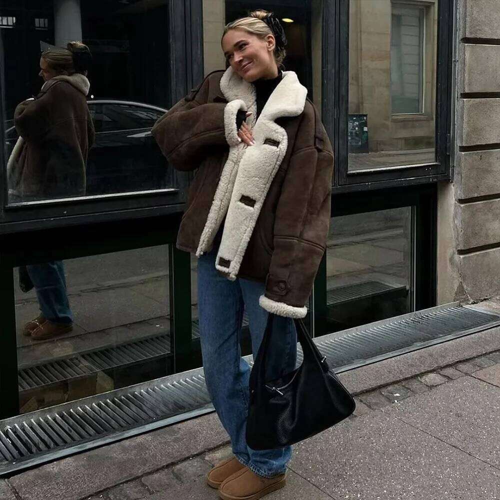 Winter new fashion women's casual avant-garde design sense European and American style suede lamb wool jacket