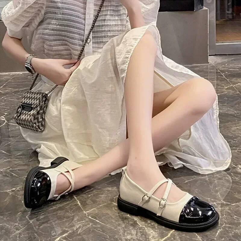 Ddmyoutdoor Mary Jane Women S Autumn New Leathe French Single Buckle Flat Platform Comfort Non Slip Round Toe Shoes Outdoor Shoes