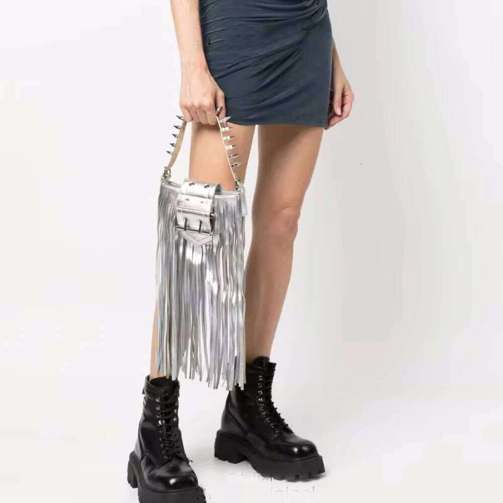 Annmouler Designer Small Handbag For Women Streetwear Shoulder Bag With Long Tassel Fashion Rivet Purses