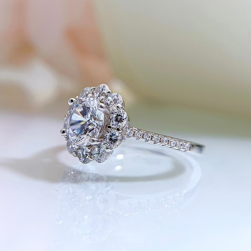Choucong 1CT Round Cut Moissanite Diamond Sparkling Luxury Jewelry Soild 100% 925 Sterling Silver Party Eternity Women Engagement Flower Ring For Love