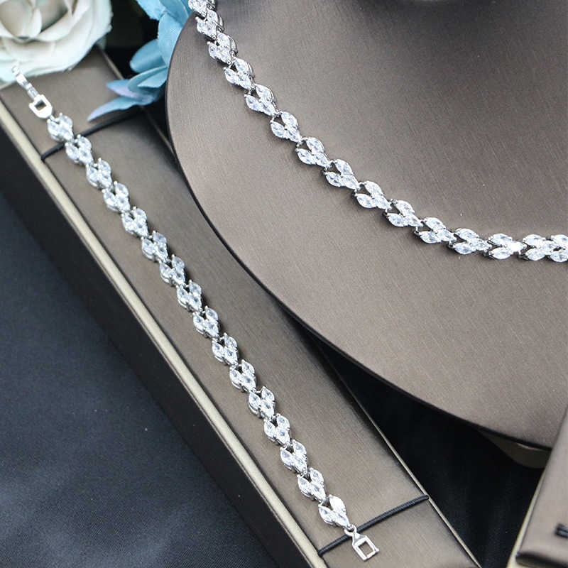 Elegant Bridal Party Jewelry Set Includes A Stylish Set For The Wedding Celebration Bridal Jewelry Set For Womens Parties Luxury W250606