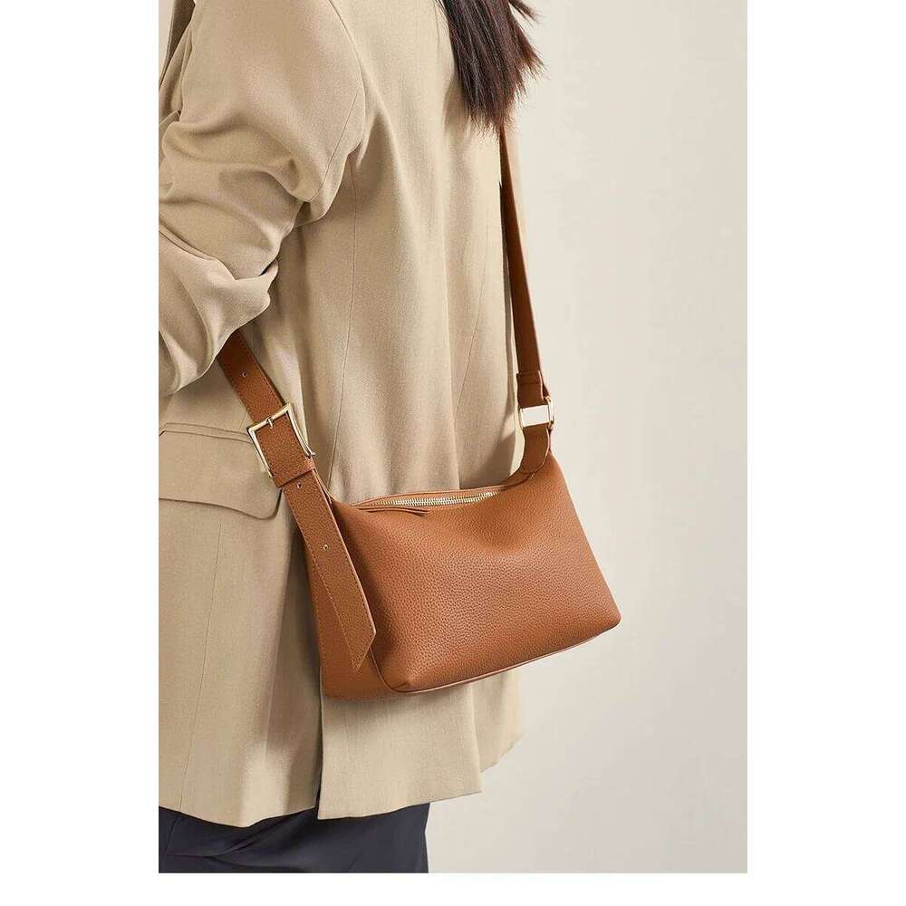 Designer Bags 2025 Women's Cow Genuine Leather Dumpling Crossbody Bag Female Large Capacity Shoulder Bags Ladies Trendy Messenger Handbag Purse L