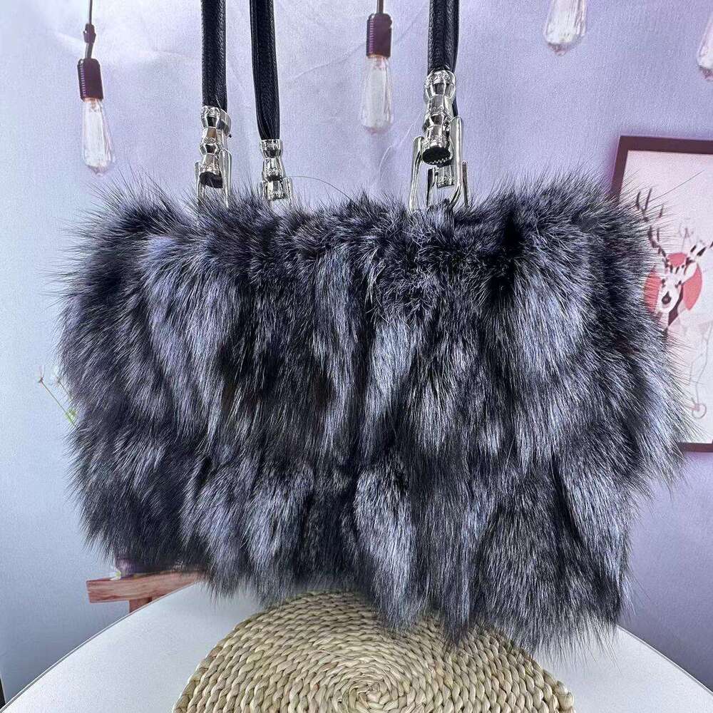 czd Autumn Winter Fox for Women 2024 New Fur Handheld Furry Bag Trendy Korean Style Single Shoulder Crossbody