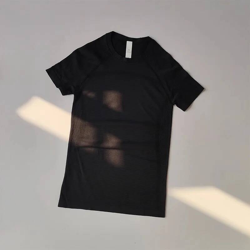 Women's Breathable Yoga Crop Top Short Sleeve Fiess Workout T-shirt Sportswear for Gym Running