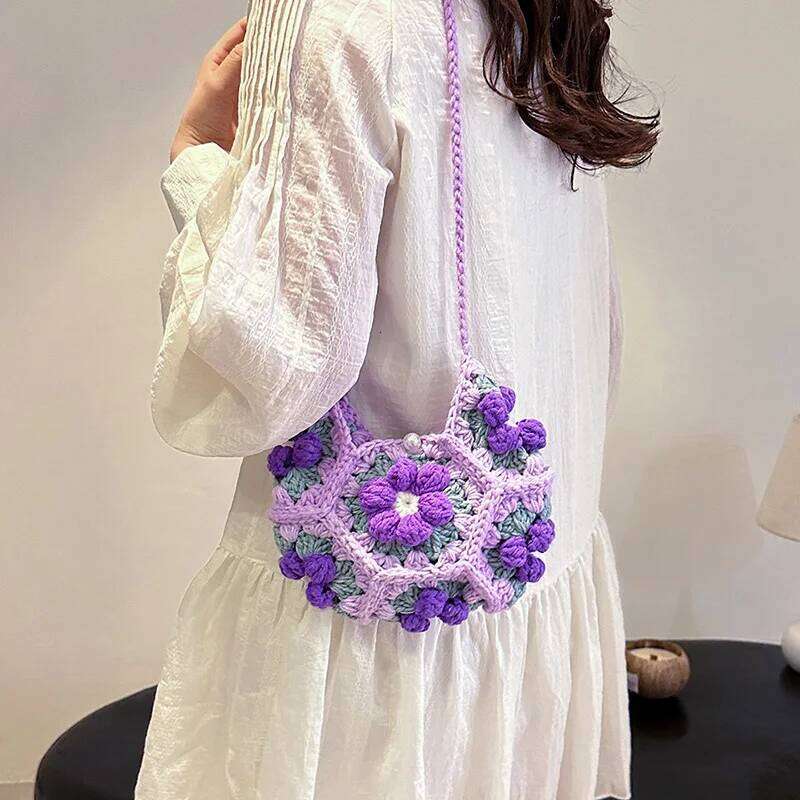 Summer Girls Knitted Small Fresh Fashion Flower Messenger Bags Street Casual Handmade Woven Women Shoulder Bag 2024 New