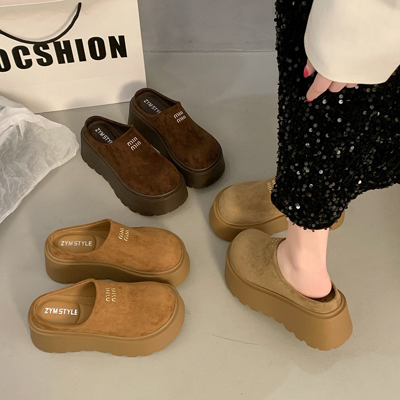 2025 free shipping autumn and winter new designer shoes, women's thick soled Boken shoes, half flip flops with toe caps